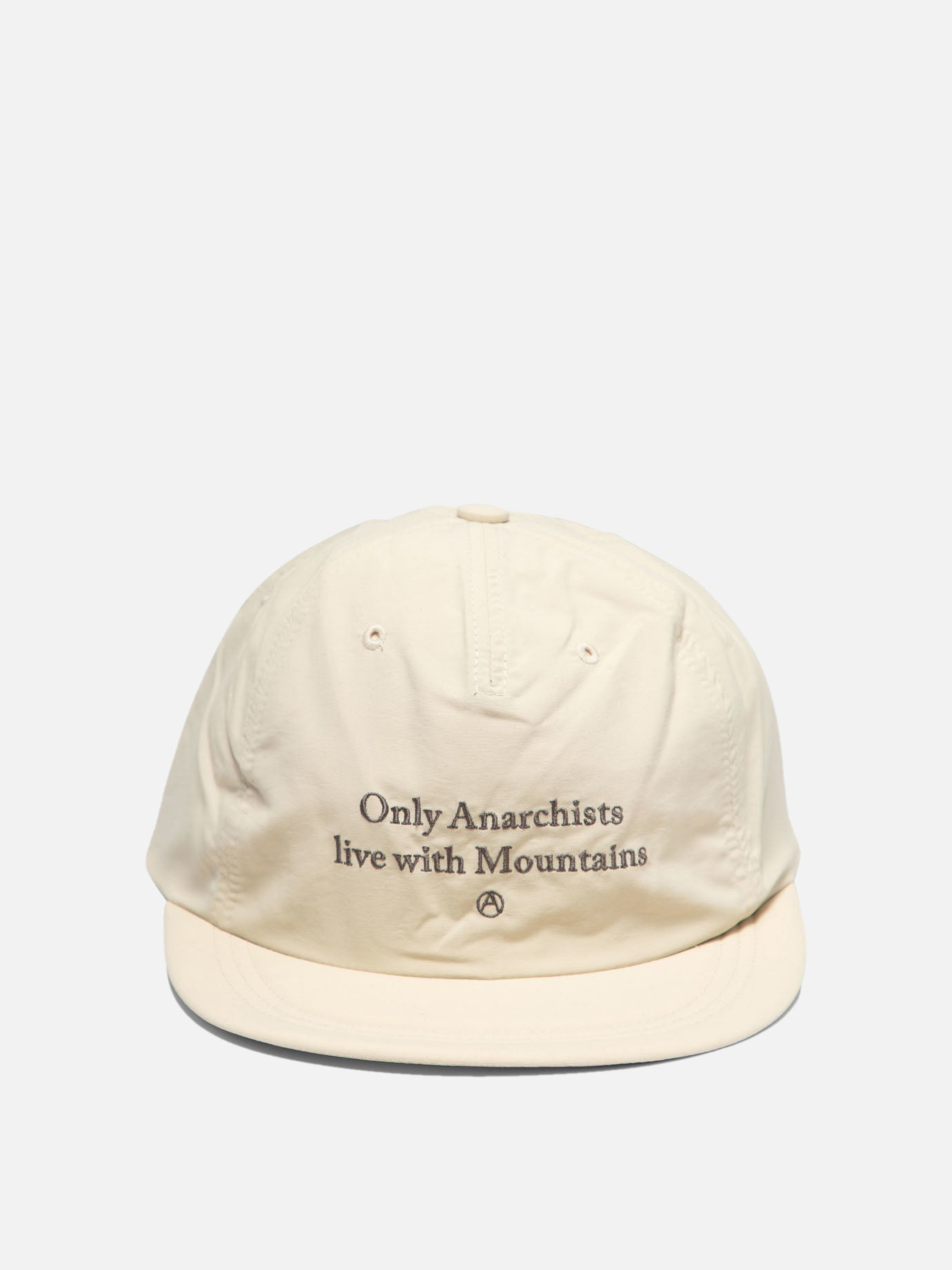 "Only Anarchist live with Mountains" hat