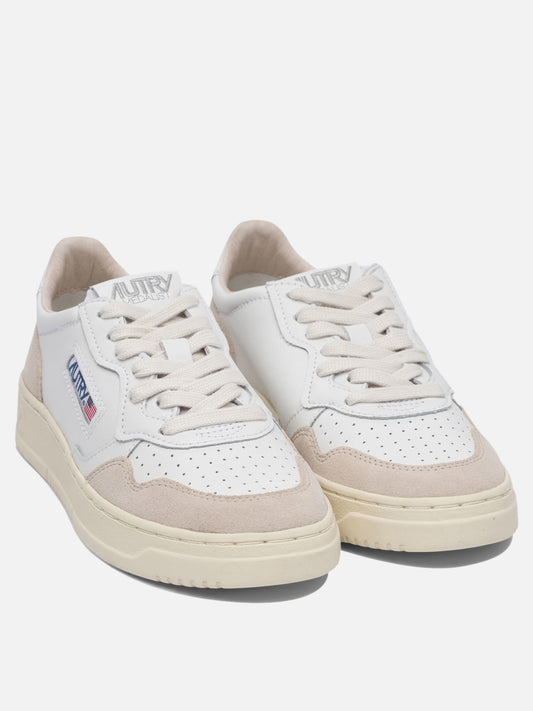 Autry "Medalist Low" sneakers 16901984_36 White 2