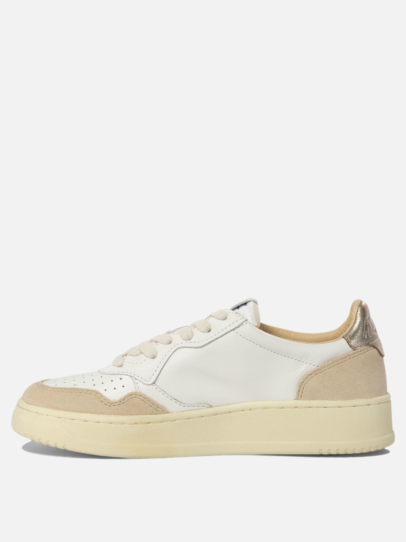 Autry "Medalist Low" sneakers White