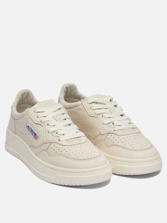 Autry "Medalist Low" sneakers 11574206_36 White 2