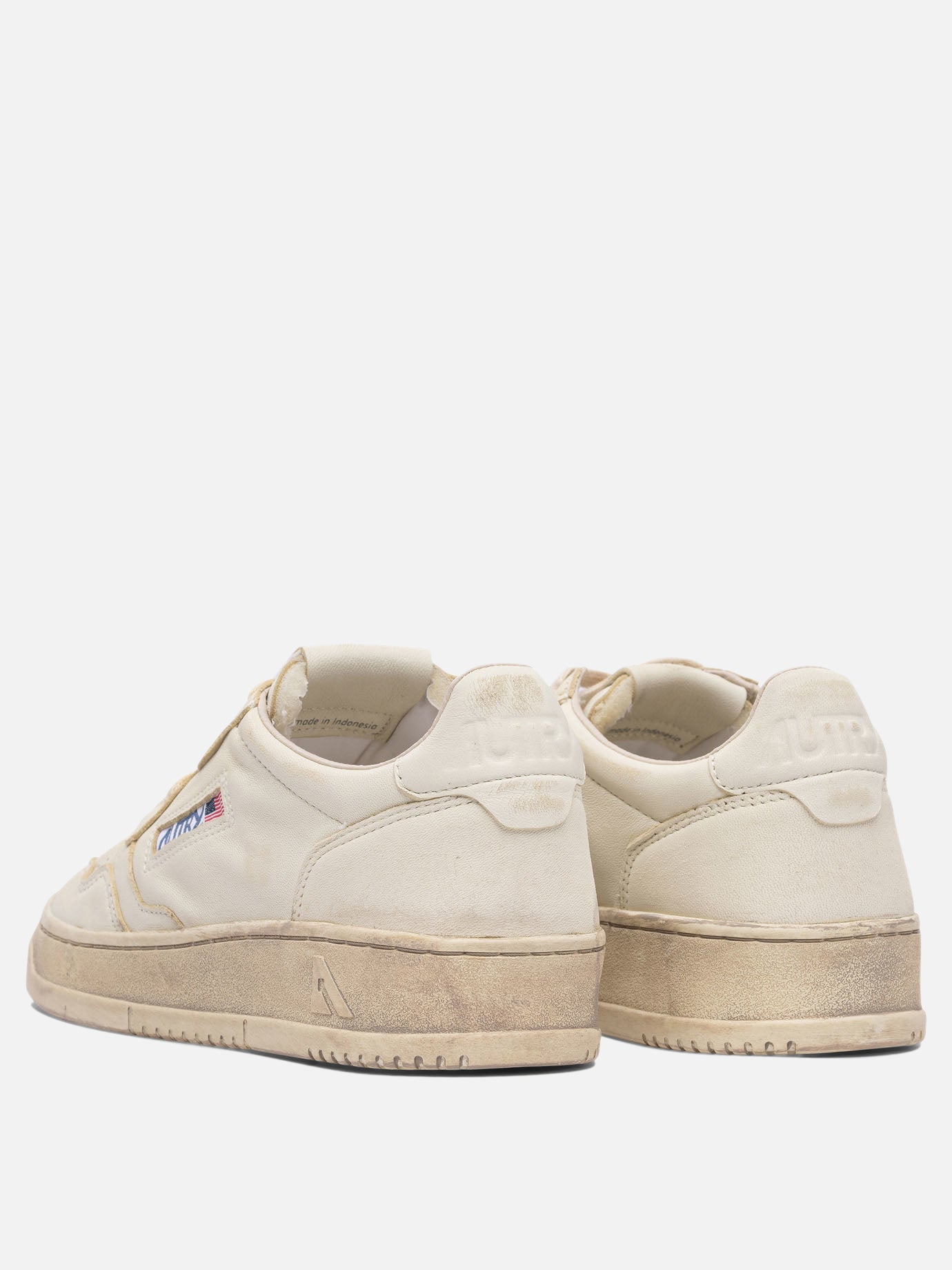 Autry "Medalist Low Super Vintage" Sneakers White