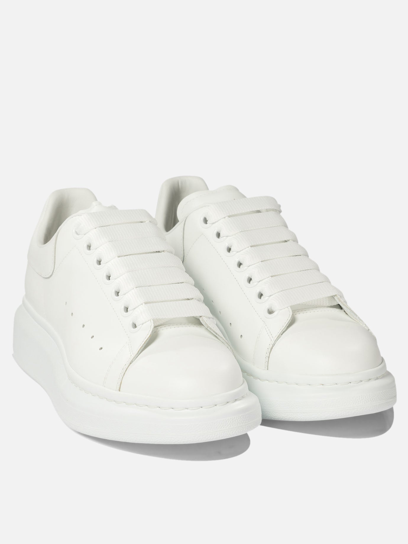 Low top sneakers 100% leather - 100% rubber  White - Alexander McQueen Women | PDP | VIETTI Online Store | Zoom-Modal_2
