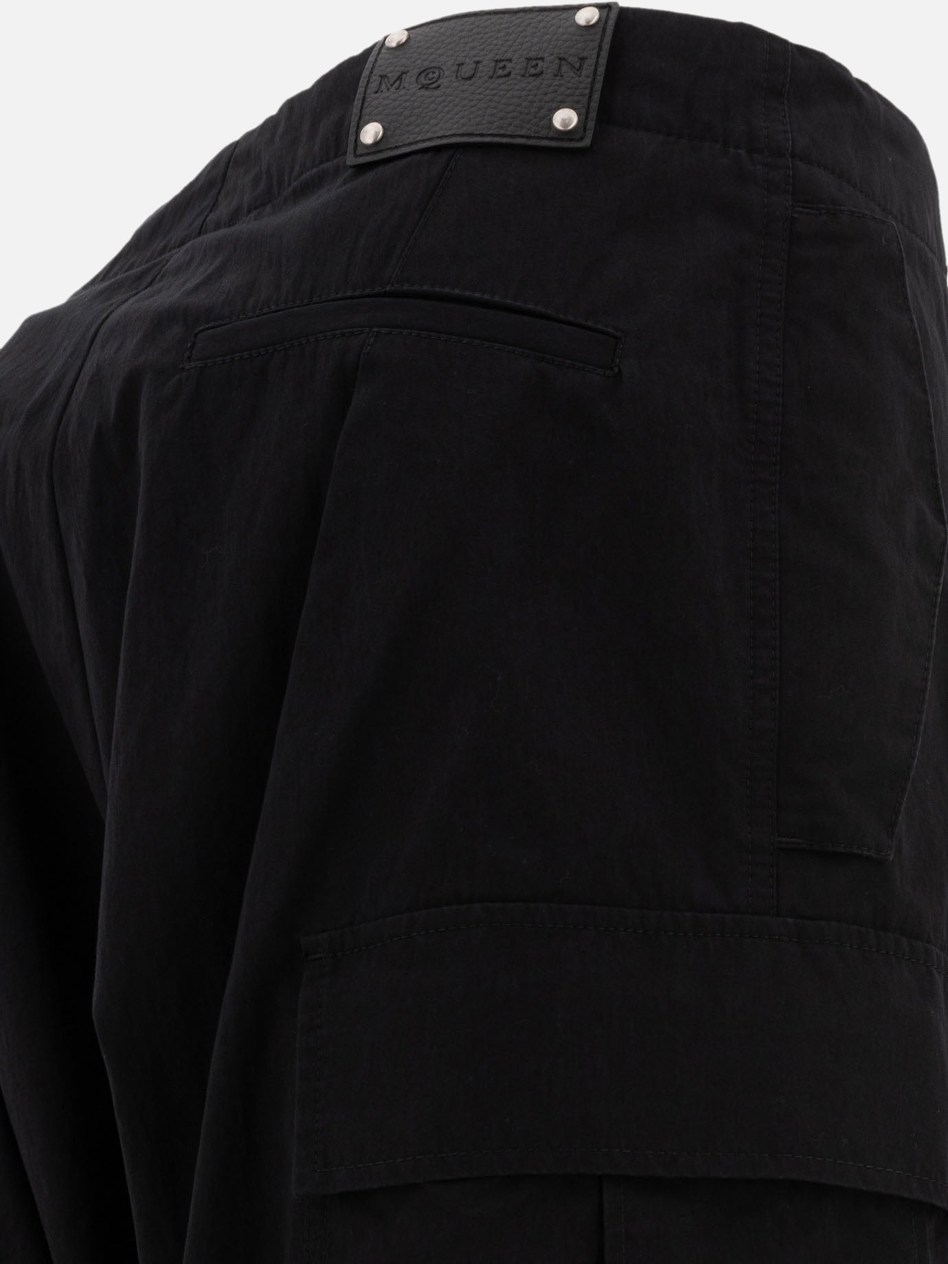 Pleated cargo trousers