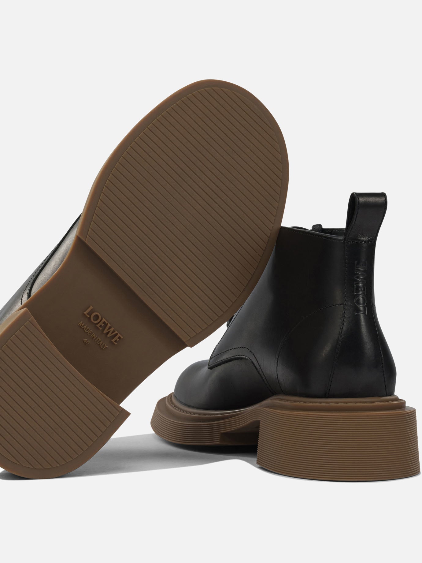 Lace-up boots 100% calf leather - 100% rubber  Black - Loewe Men | PDP | VIETTI Online Store | Zoom-Modal_5
