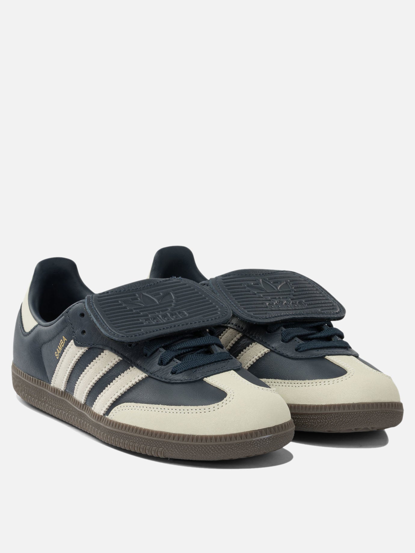 Low top sneakers 100% calf leather - 100% rubber  Black - Adidas Originals Women | PDP | VIETTI Online Store | Zoom-Modal_2
