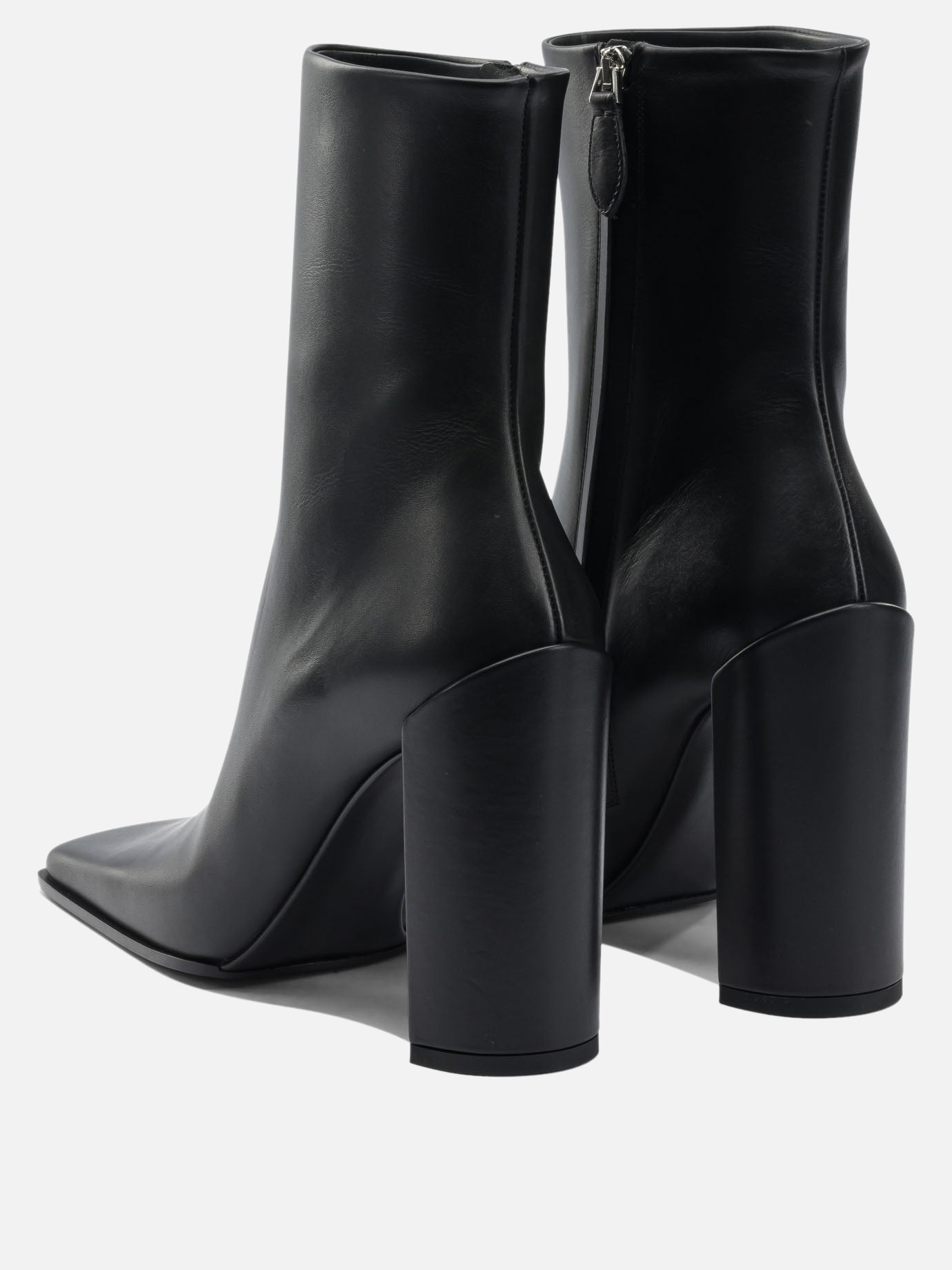 Stivaletti con zip 95% lamb leather 5% leather - 80% lamb leather 20% rubber  Nero - Alaïa Donna | PDP | VIETTI Online Store | Zoom-Modal_4
